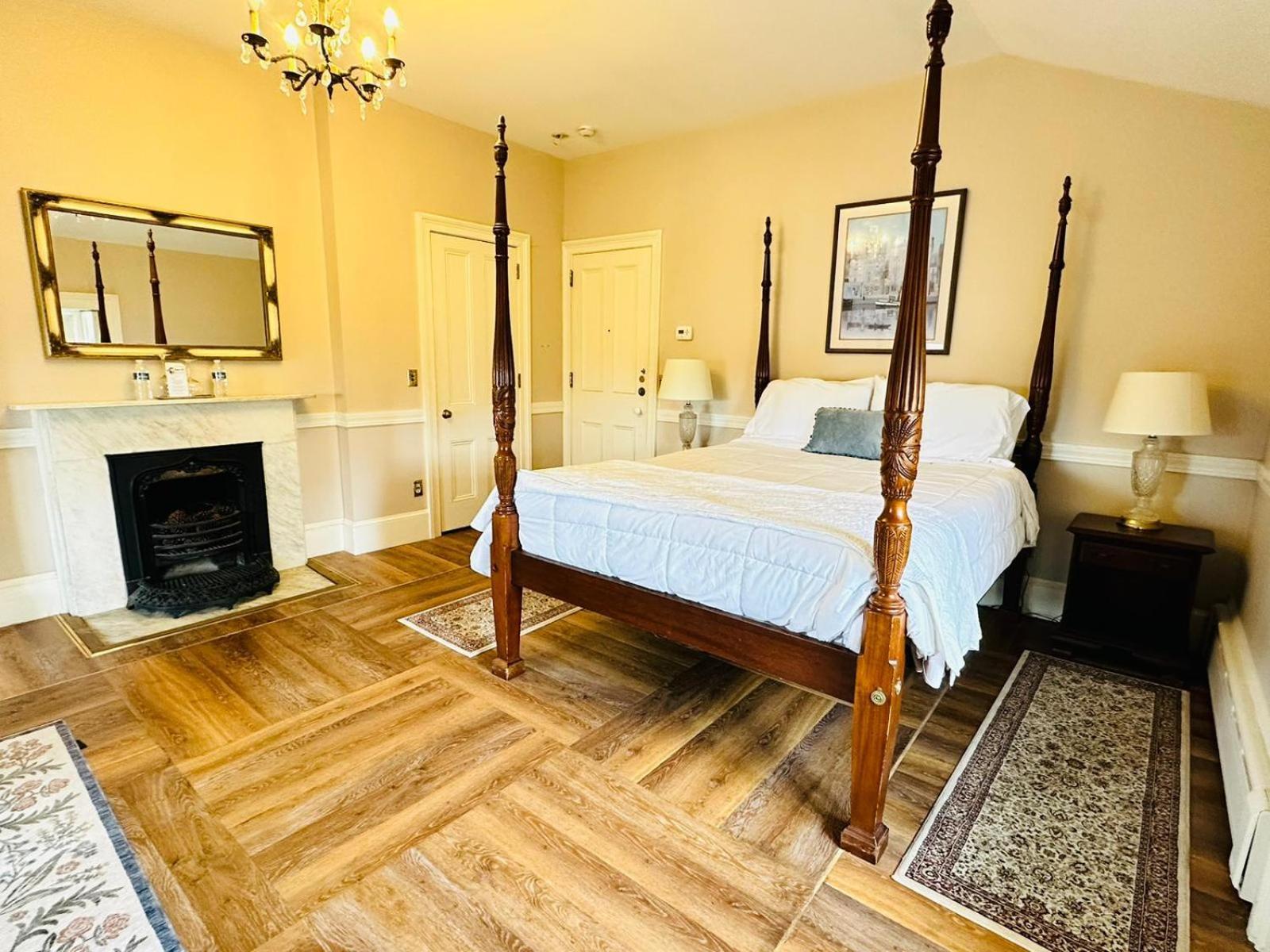 The Hamilton Hoppin House Hotel Middletown Bagian luar foto